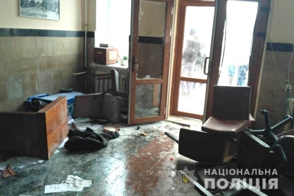 Нацдружины штурмовали горсовет Жмеринки, но атаку отбила полиция