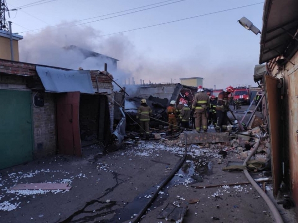 В Киеве произошел взрыв  в гаражном кооперативе. Есть пострадавшие