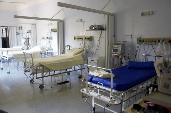 У полиции нет подозреваемых в "минировании" Александровской больницы