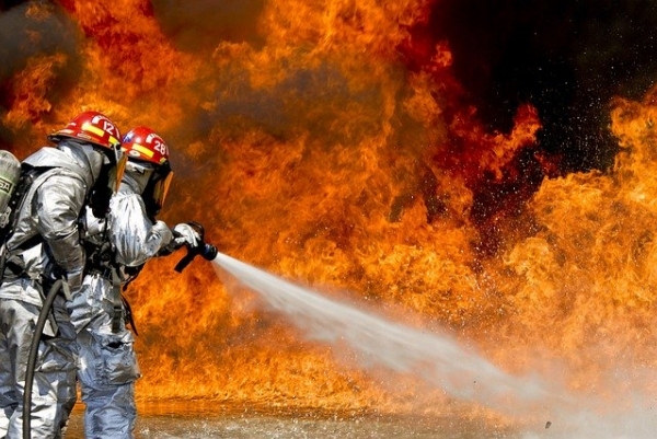 В Житомирской области пожарные продолжают тушить 9 очагов возгорания